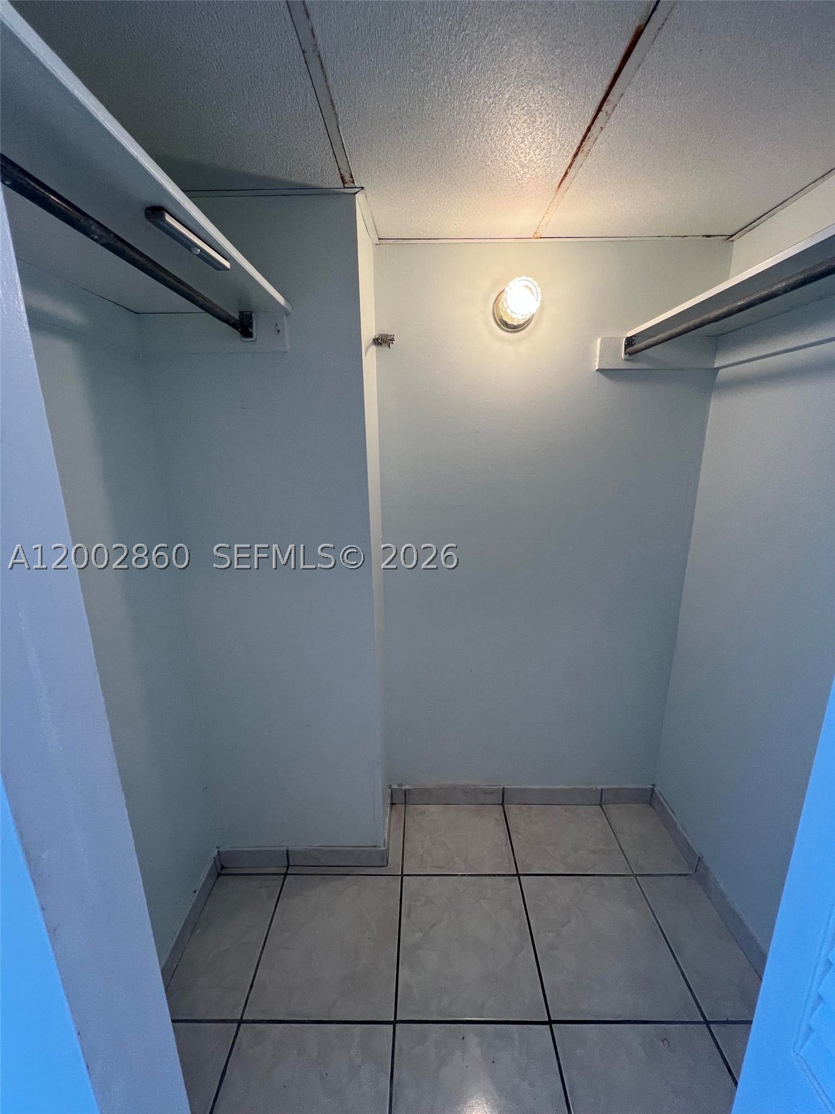 image Arlen House Condo31