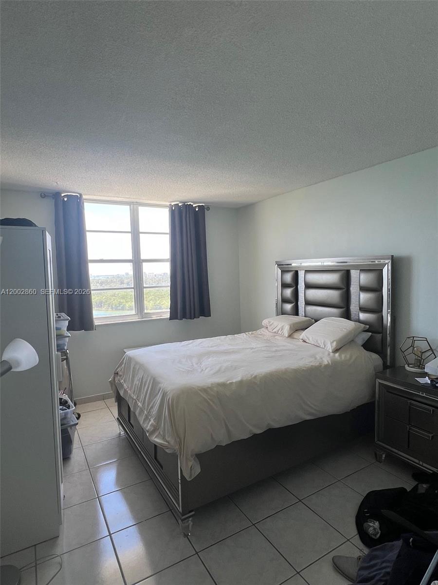image Arlen House Condo7