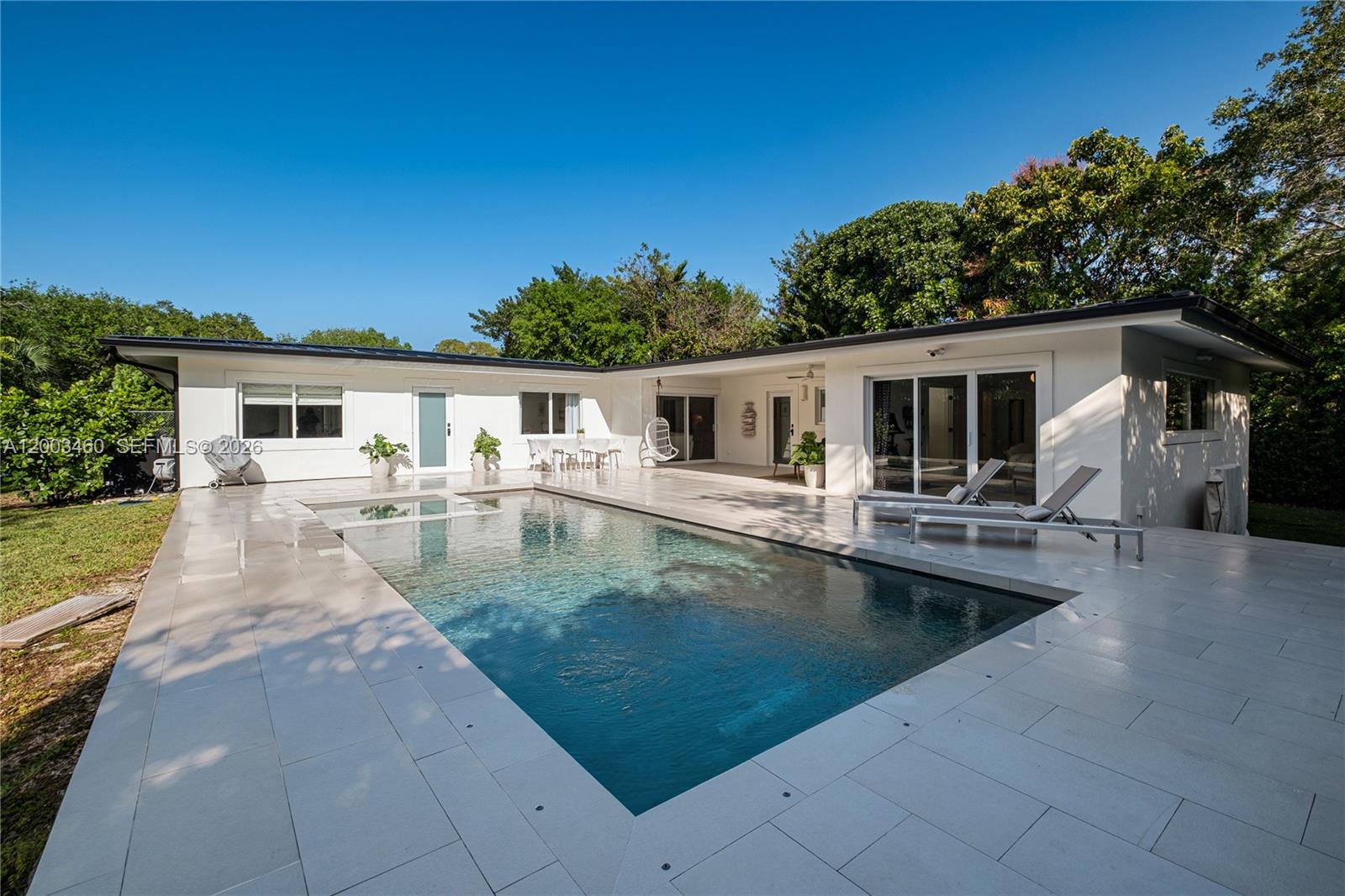 10235 SW 58th Ct Pinecrest, FL 33156