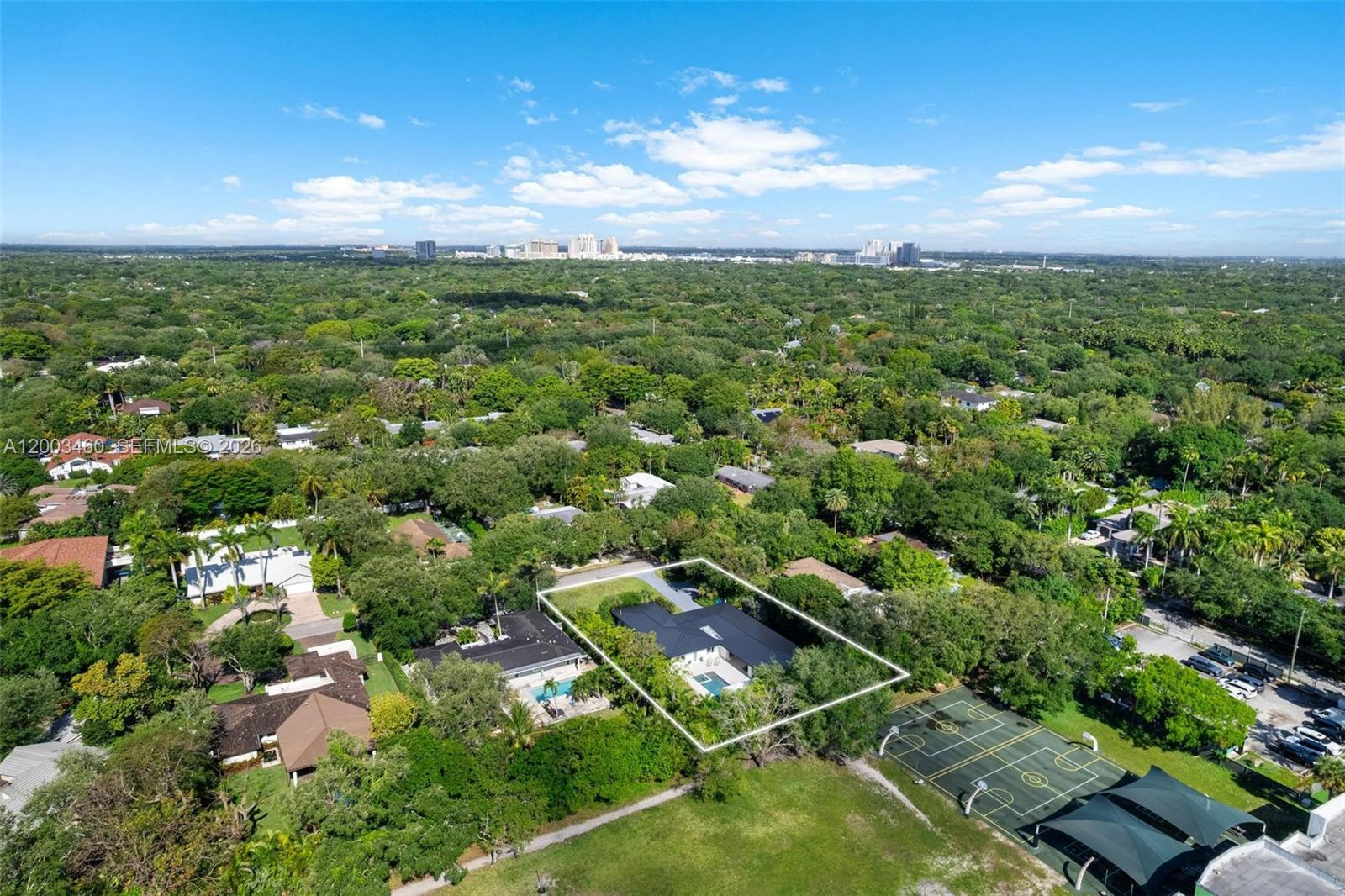 10235 SW 58th Ct Pinecrest, FL 33156