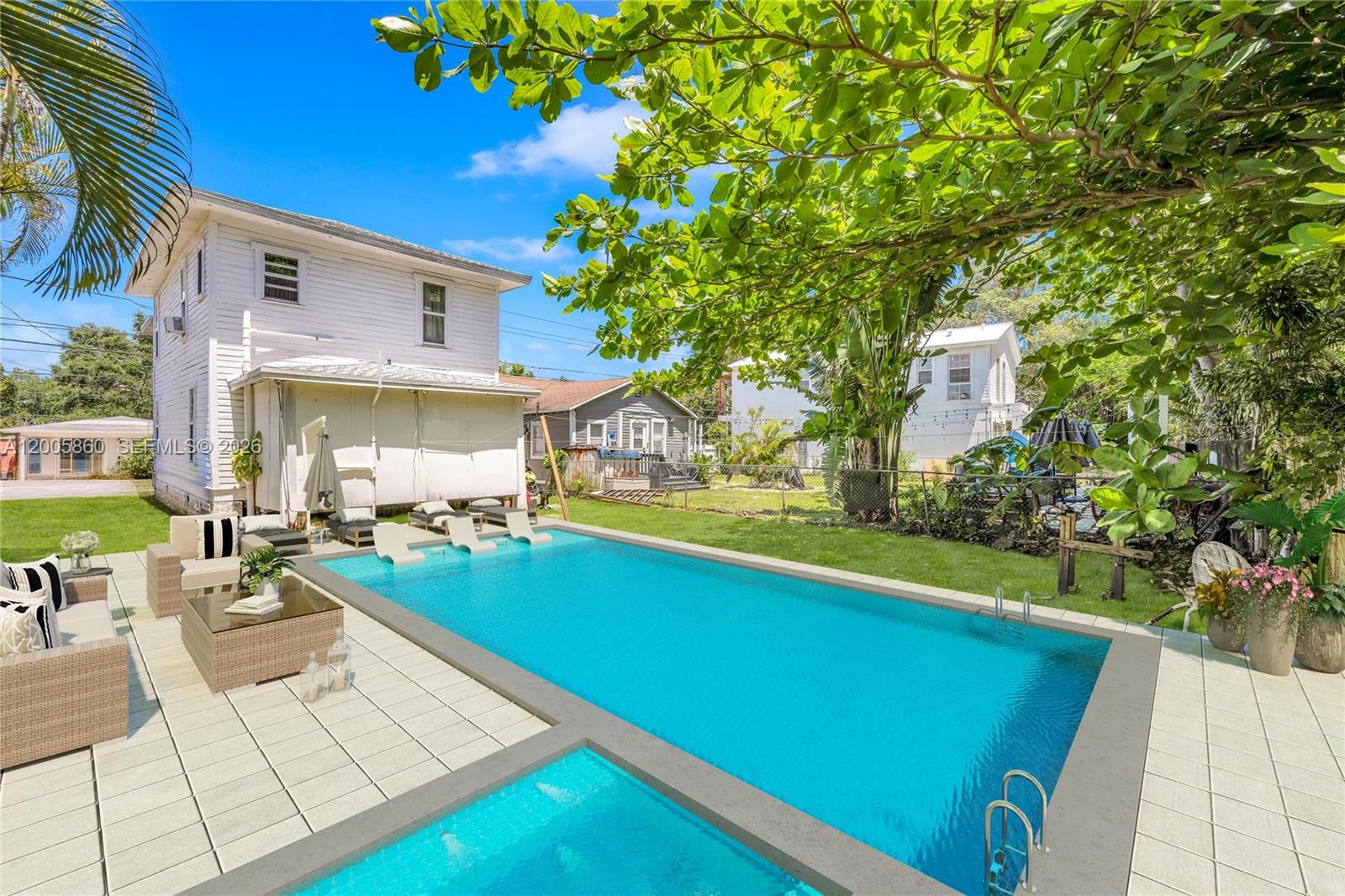 3420 Charles Ave Miami, FL 33133