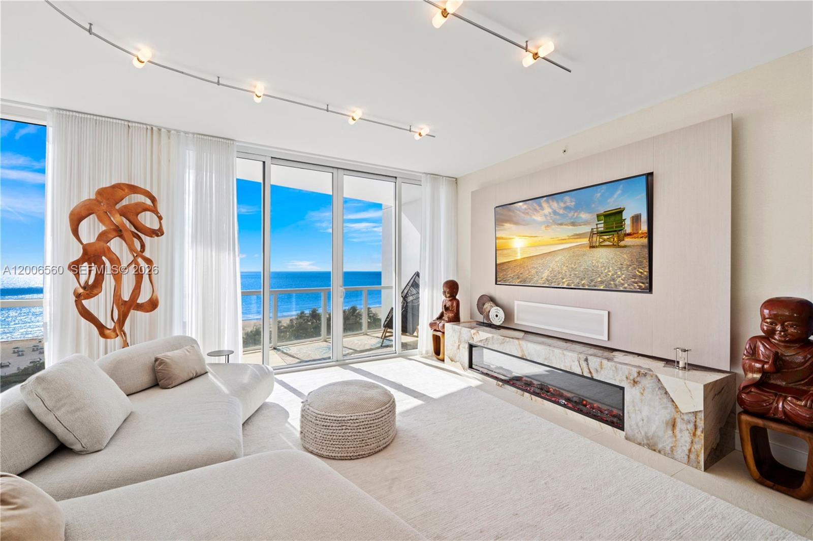 50 S Pointe Dr #1201/08 Miami Beach, FL 33139