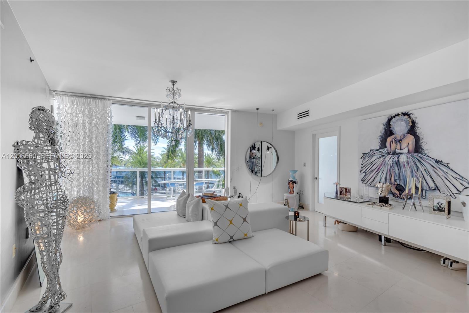 400 Alton Rd #706 Miami Beach, FL 33139