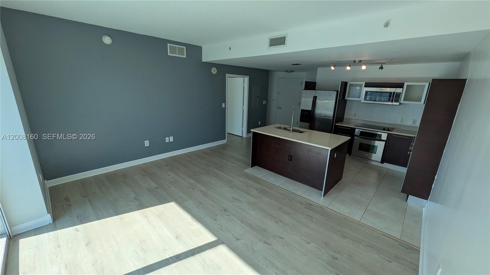 1900 N Bayshore Dr #4007