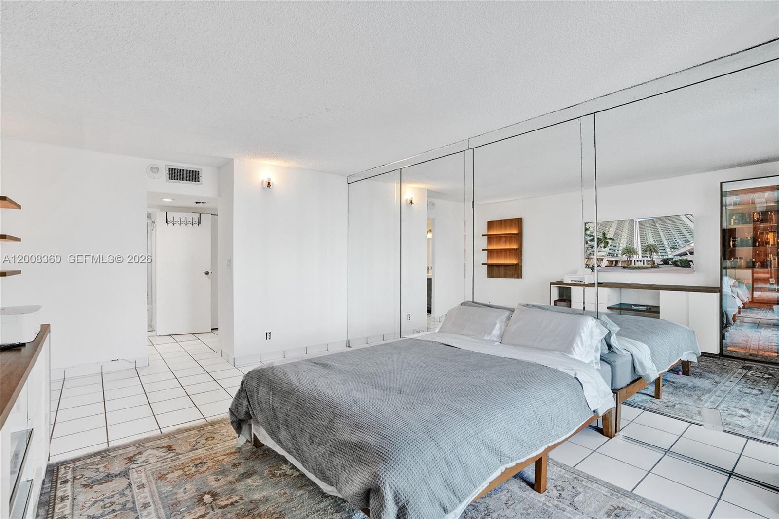image Arlen House East26