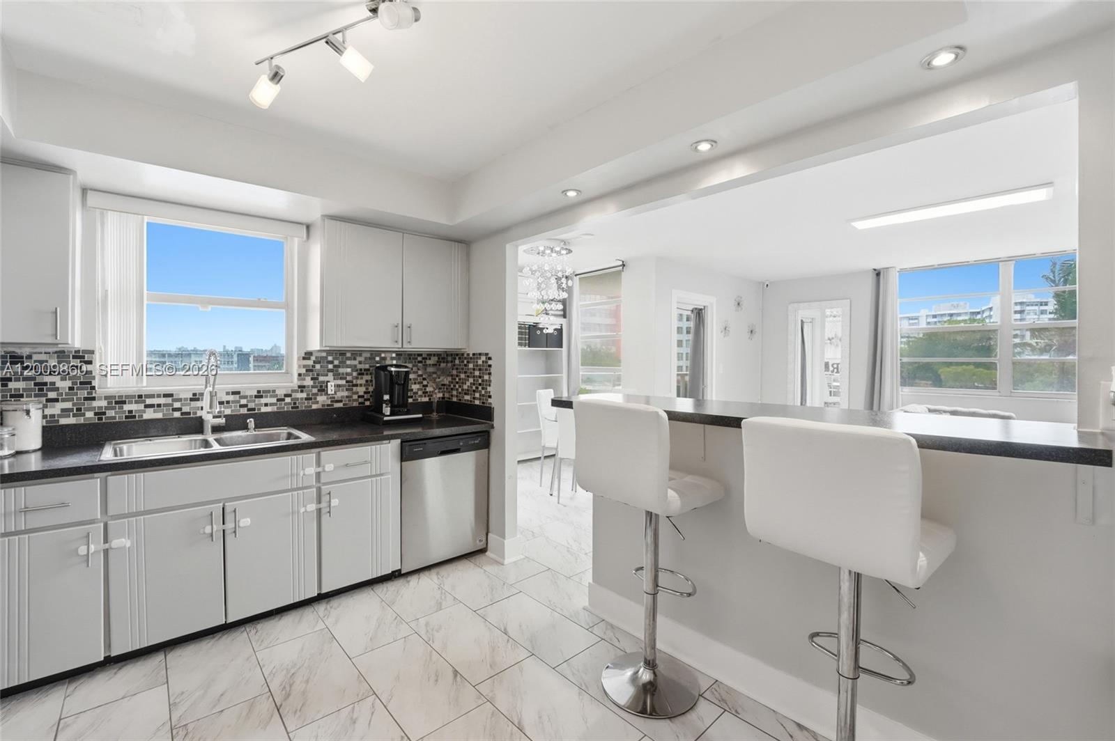 1301 NE Miami Gdns Dr #315W Miami, FL 33179