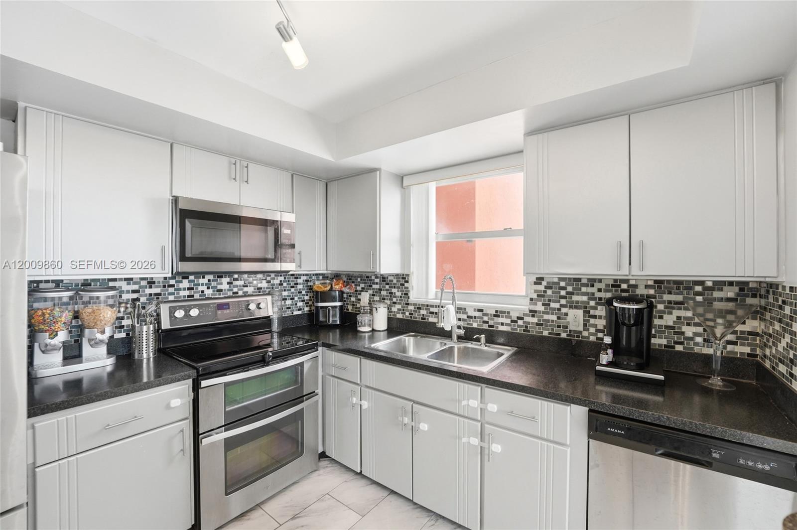 1301 NE Miami Gdns Dr #315W Miami, FL 33179