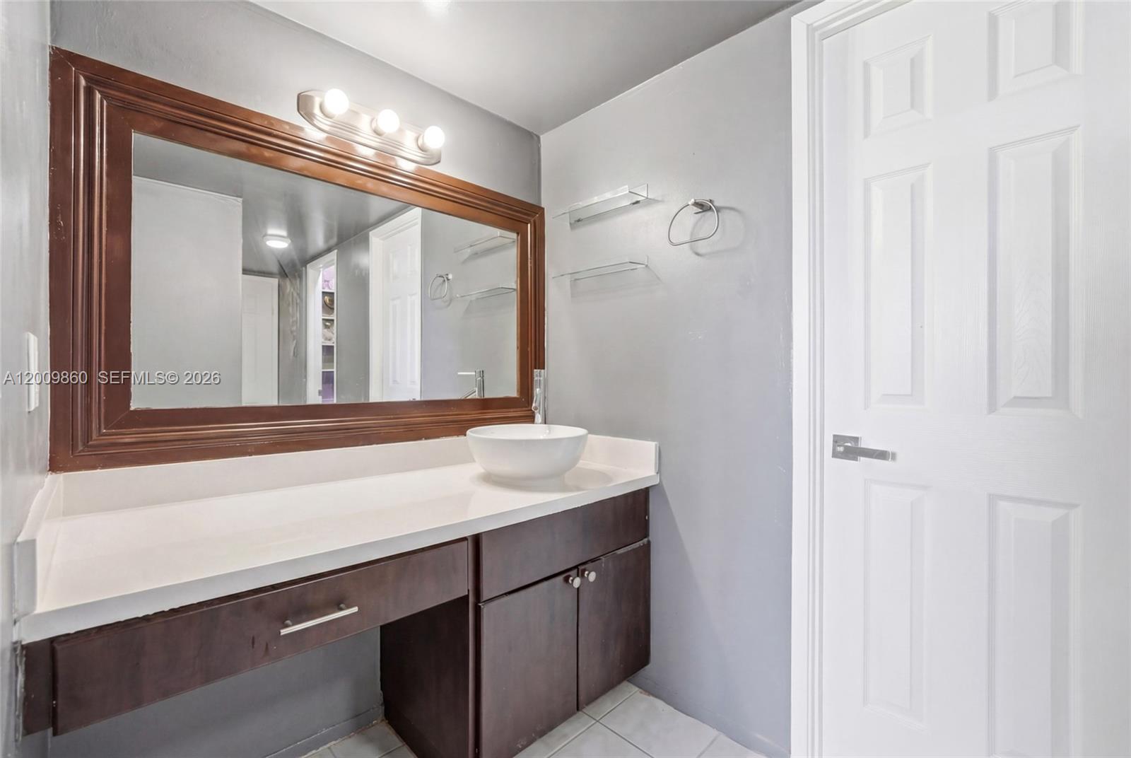 1301 NE Miami Gdns Dr #315W Miami, FL 33179