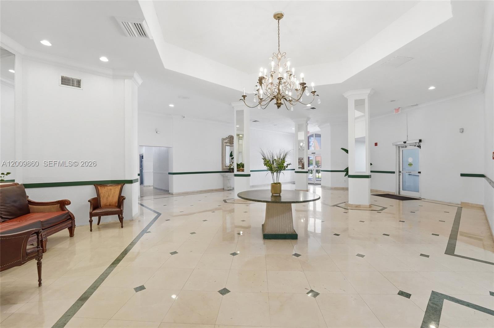 1301 NE Miami Gdns Dr #315W Miami, FL 33179