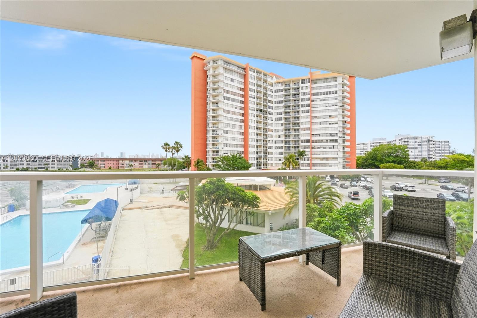 1301 NE Miami Gdns Dr #315W Miami, FL 33179
