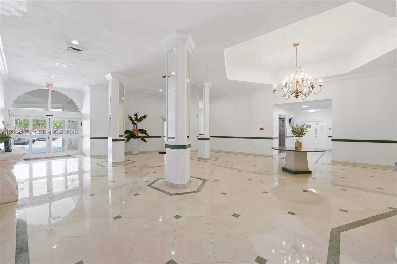 1301 NE Miami Gdns Dr #315W Miami, FL 33179
