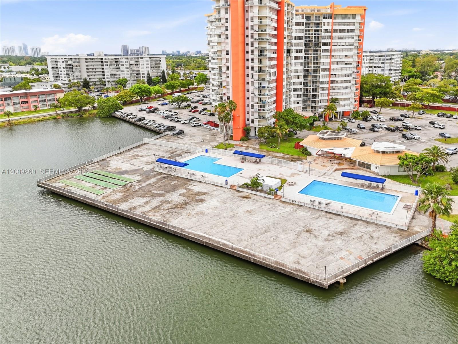 1301 NE Miami Gdns Dr #315W Miami, FL 33179