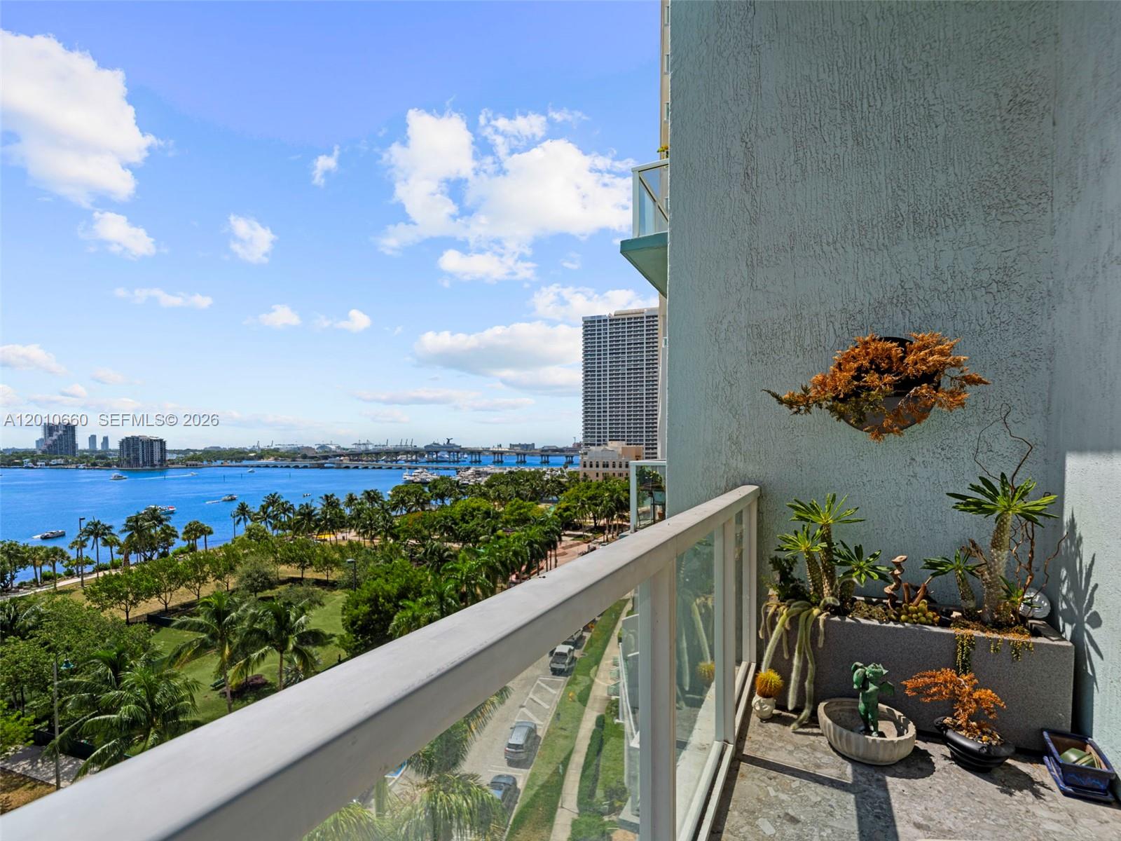 1900 N Bayshore Dr #903 Miami, FL 33132