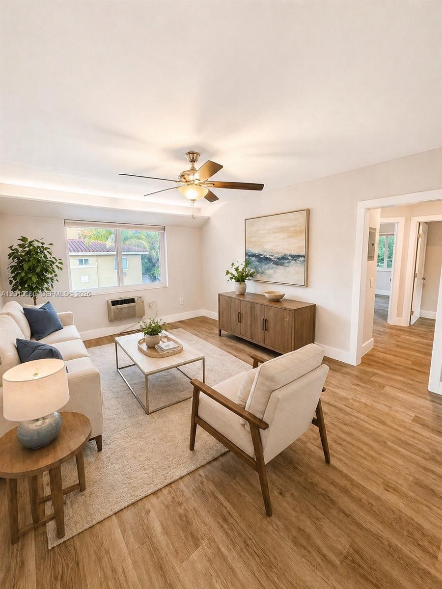 125 Edgewater Dr #9