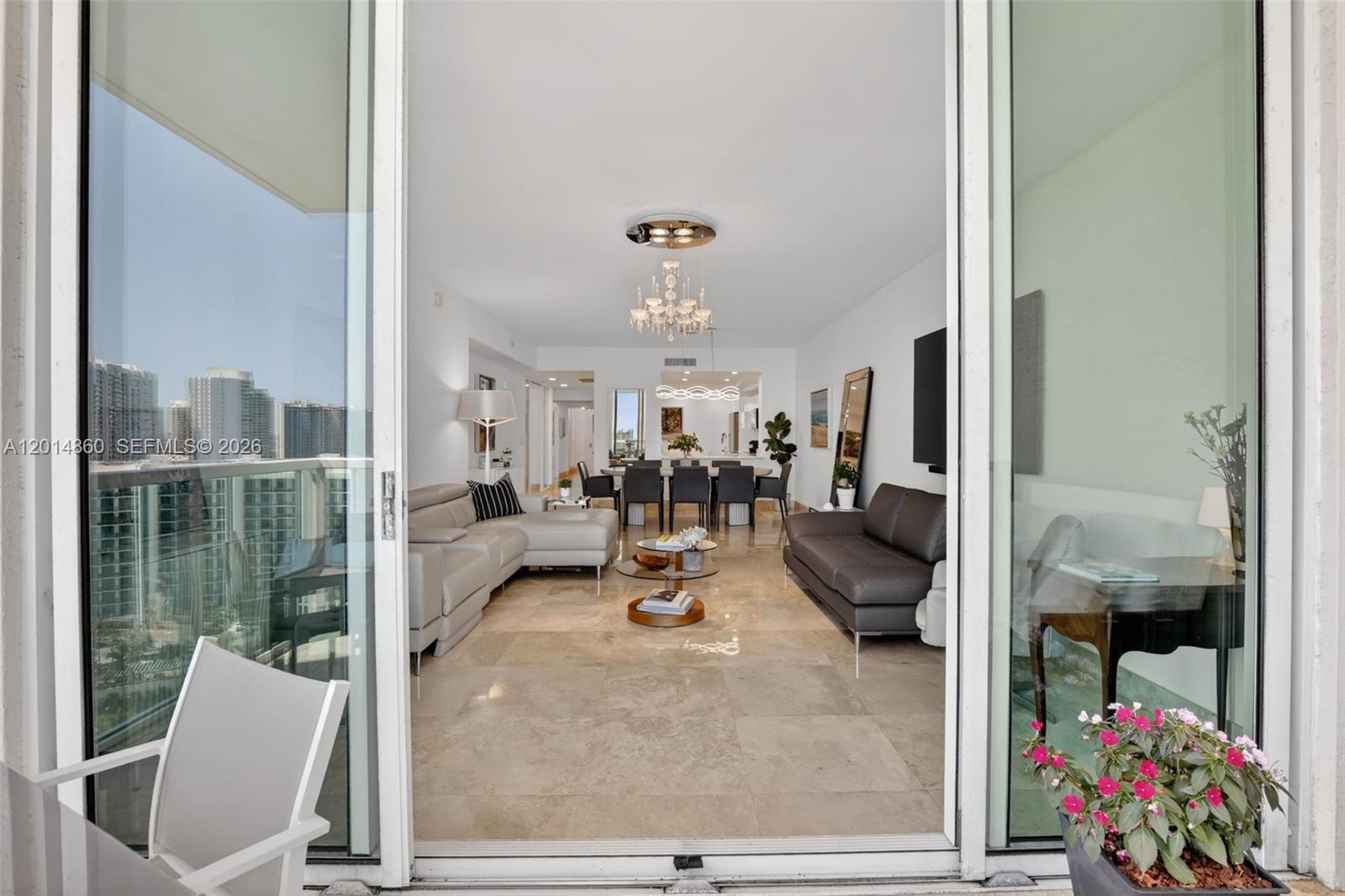 3330 NE 190th St #1817 Aventura, FL 33180