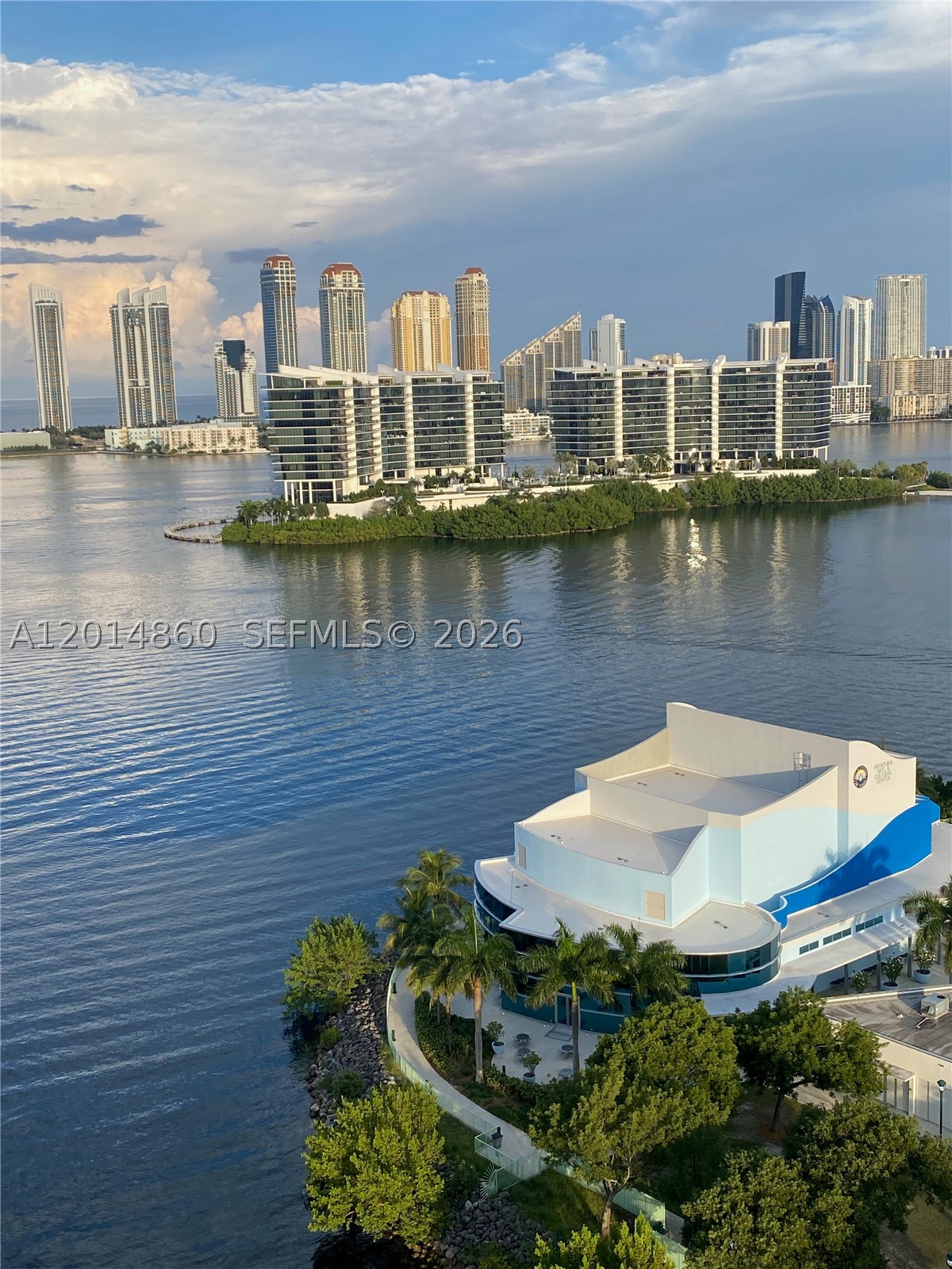 image Aventura Marina 290
