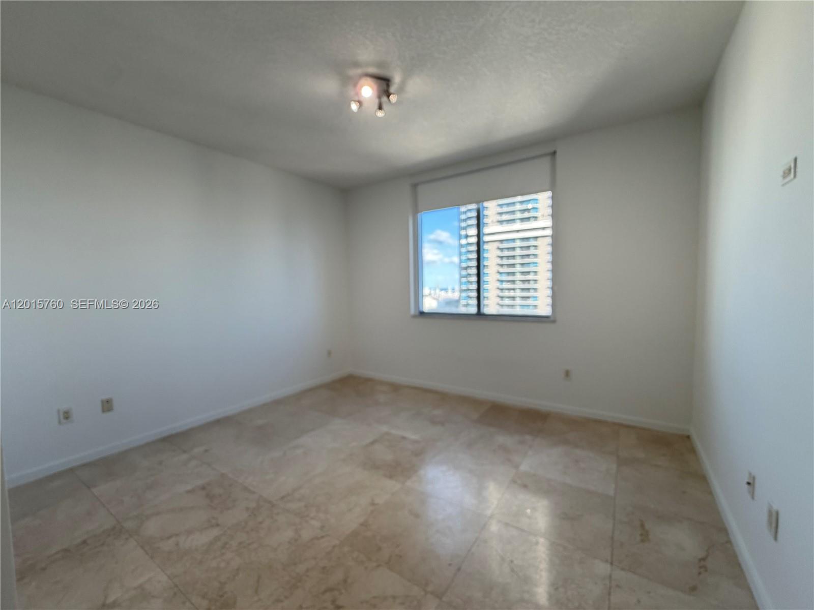 image 1060 Brickell - 106017