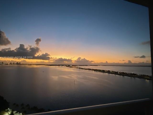 2451 Brickell Ave #20H