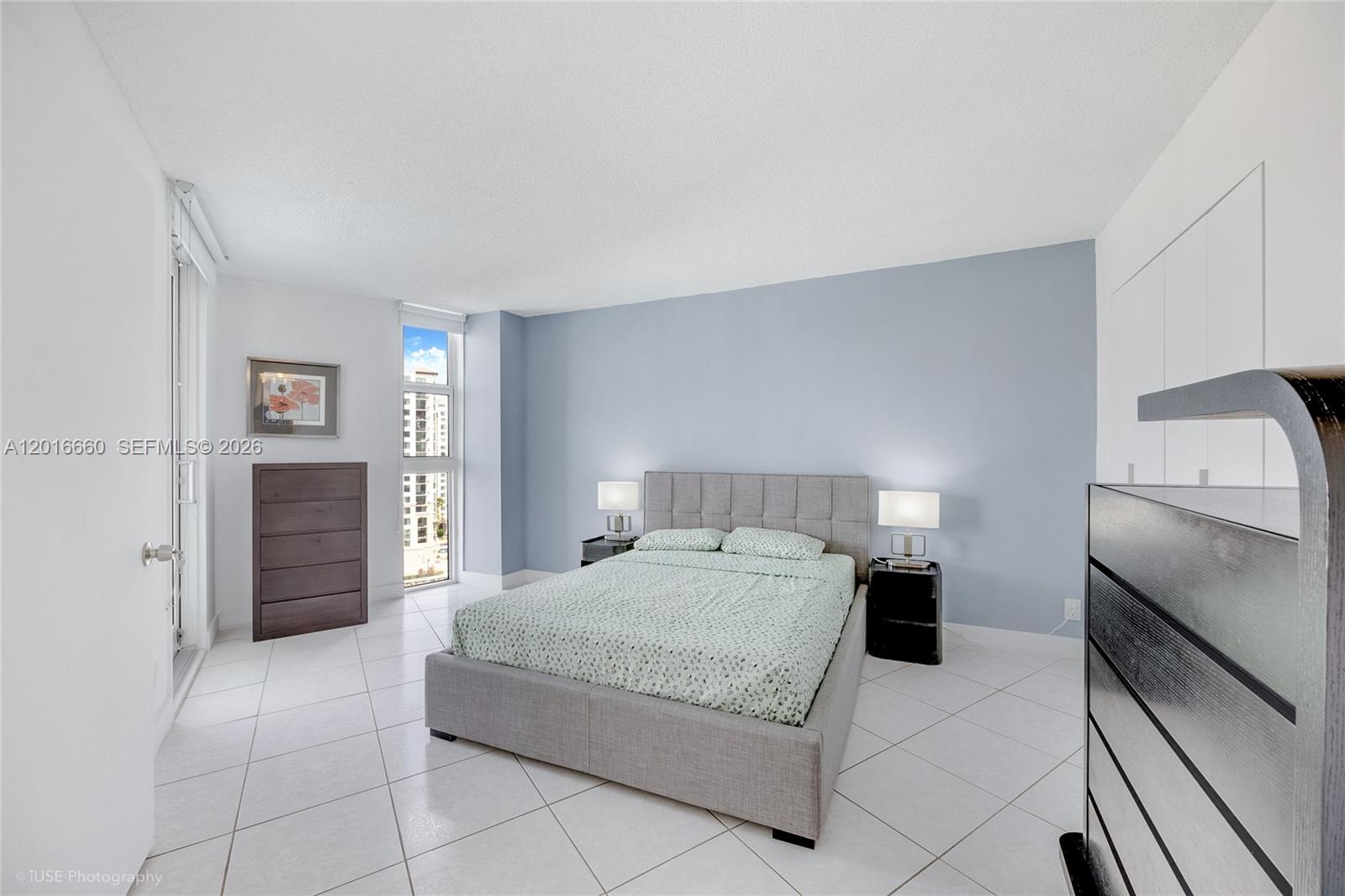 image Arlen House East10