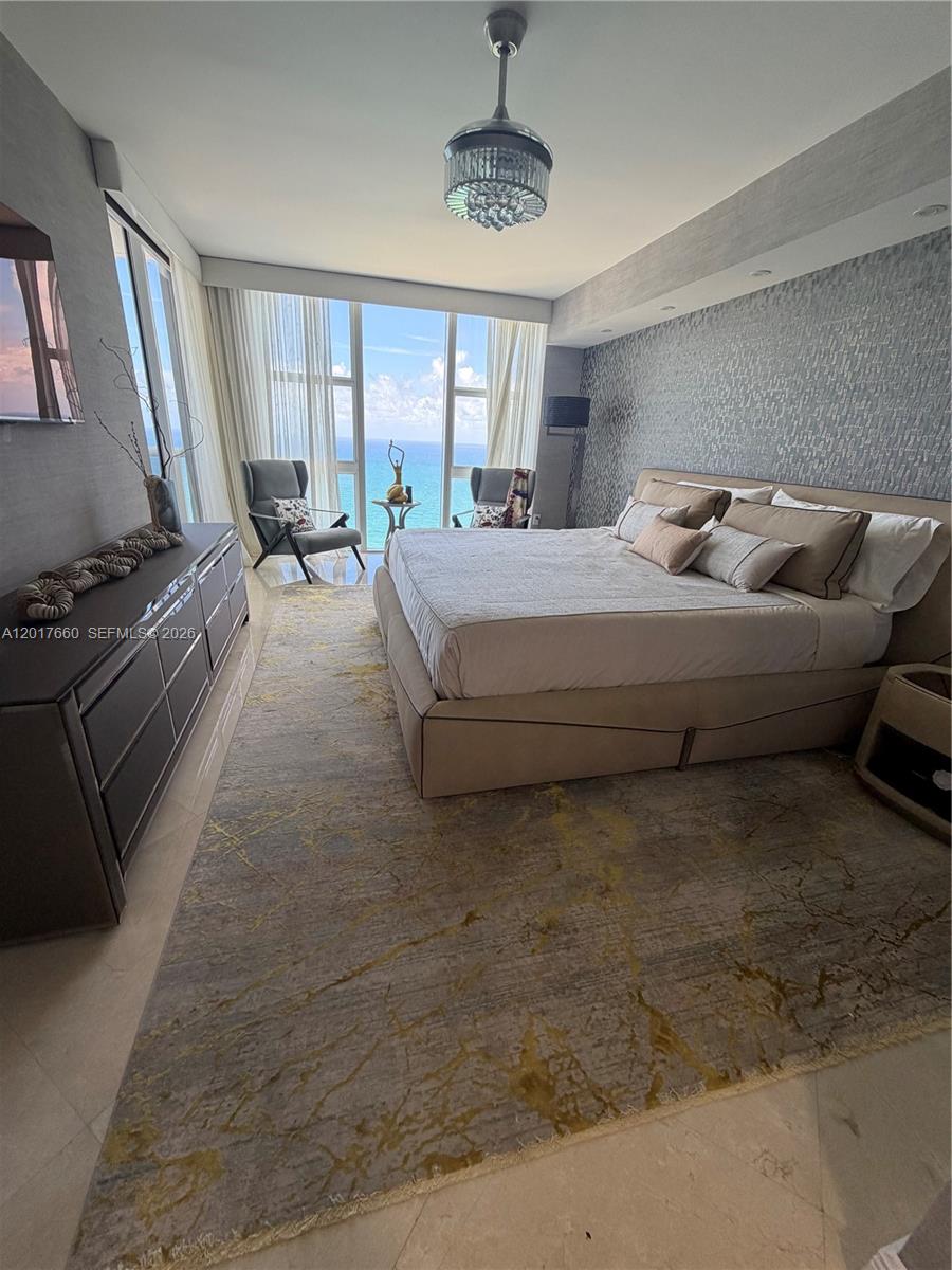 image Beach Club 322