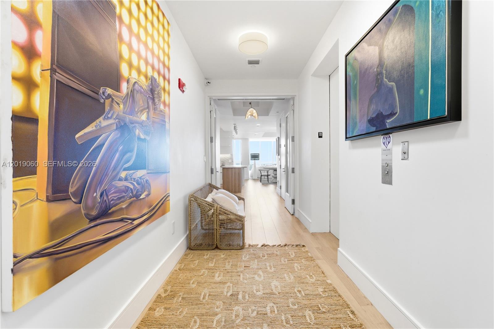 100 S Pointe Dr #1807 Miami Beach, FL 33139