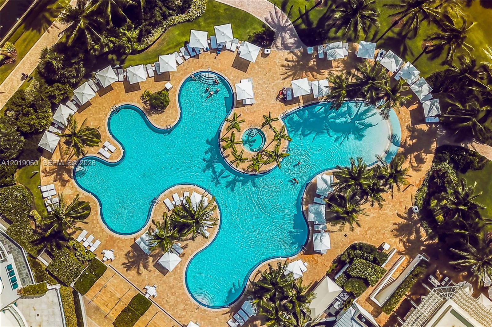100 S Pointe Dr #1807 Miami Beach, FL 33139