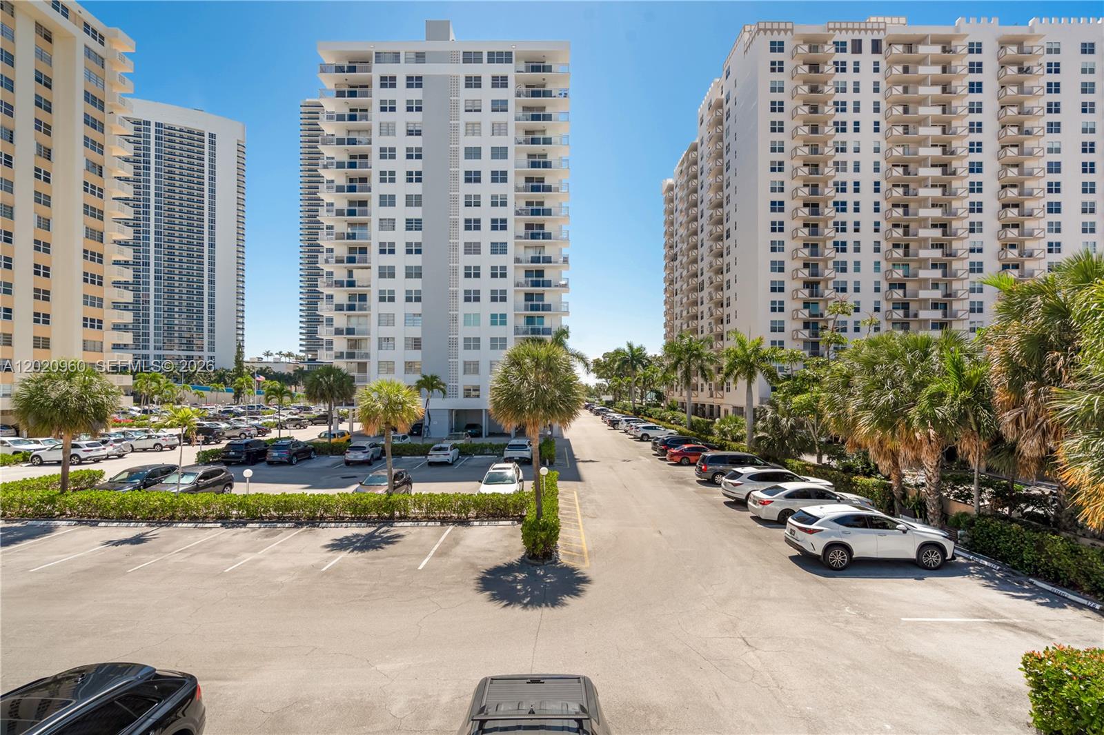 1849 S Ocean Dr #305 Hallandale Beach, FL 33009