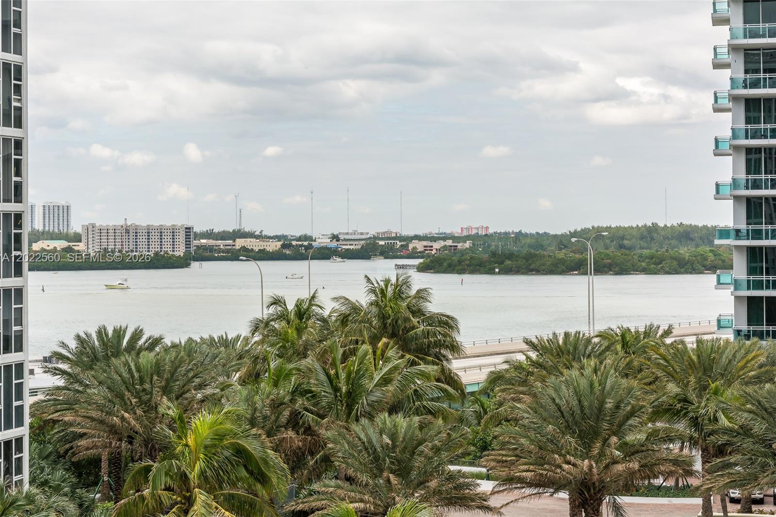 10275 Collins Ave #706 Bal Harbour, FL 33154