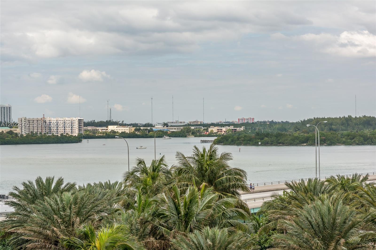 10275 Collins Ave #706 Bal Harbour, FL 33154