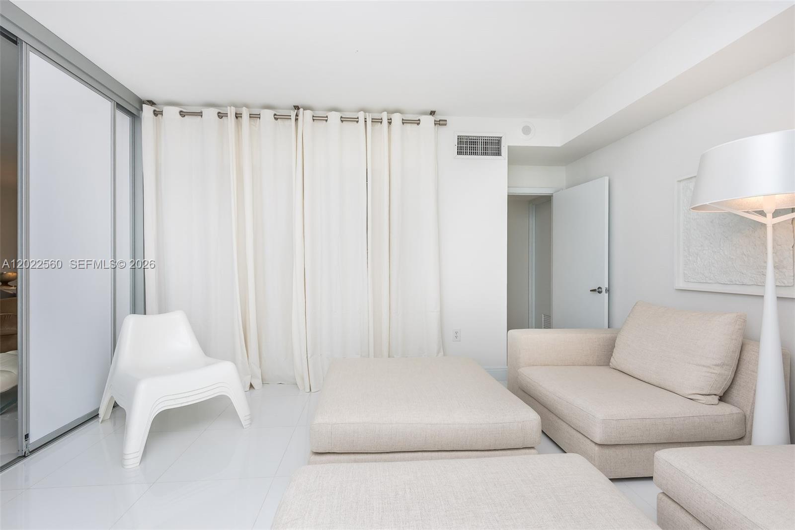 10275 Collins Ave #706 Bal Harbour, FL 33154