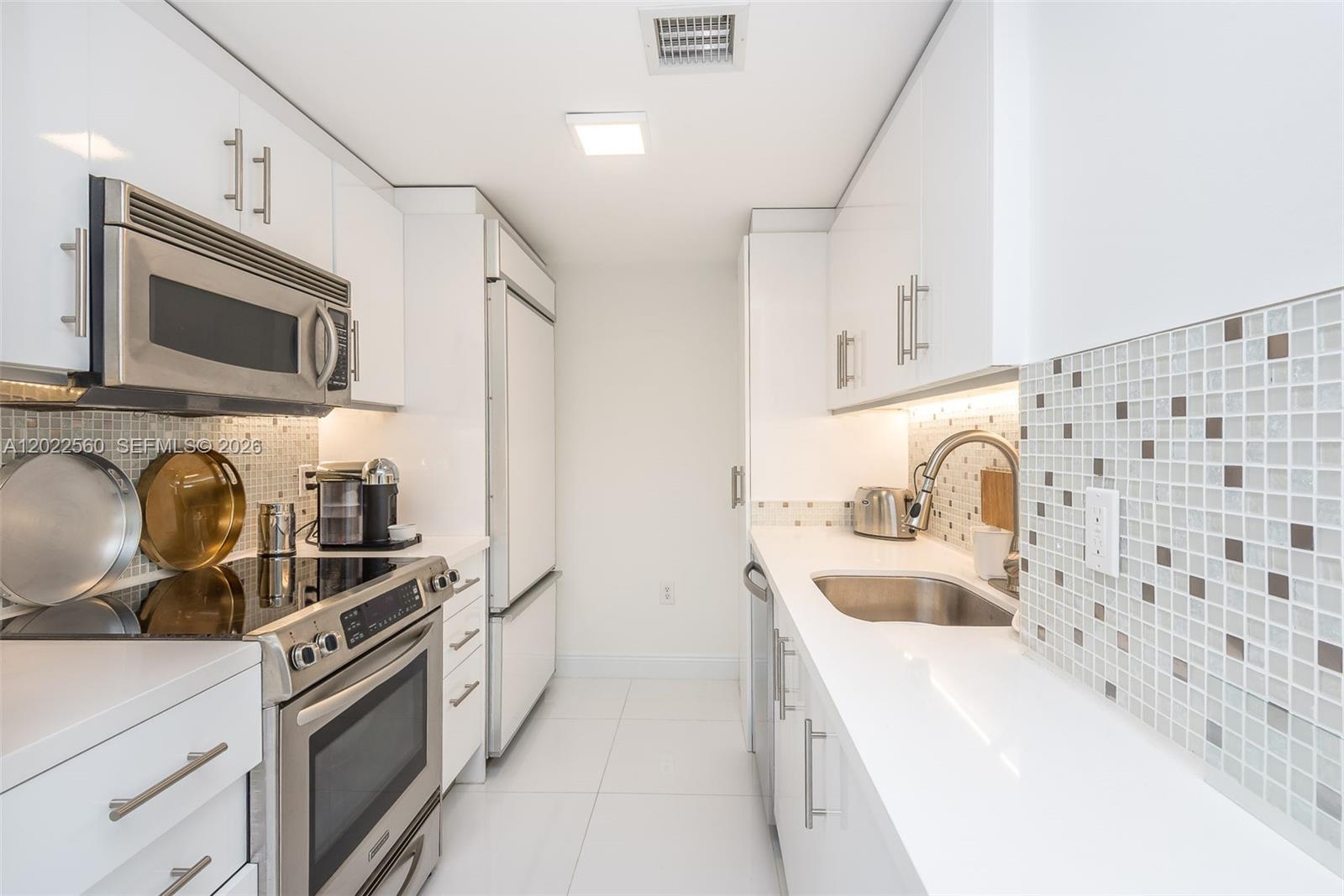 10275 Collins Ave #706 Bal Harbour, FL 33154