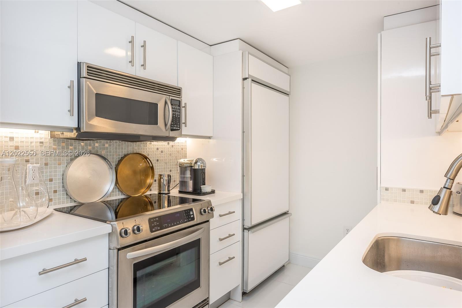 10275 Collins Ave #706 Bal Harbour, FL 33154
