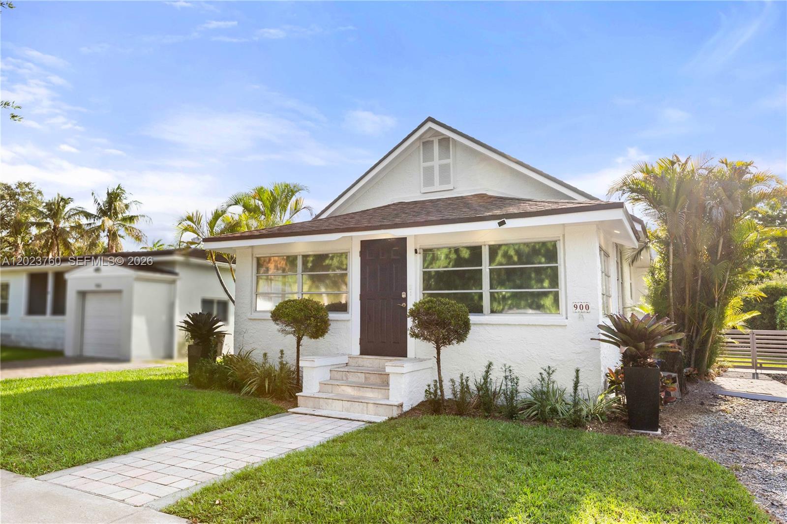 900 Tangier St Coral Gables, FL 33134