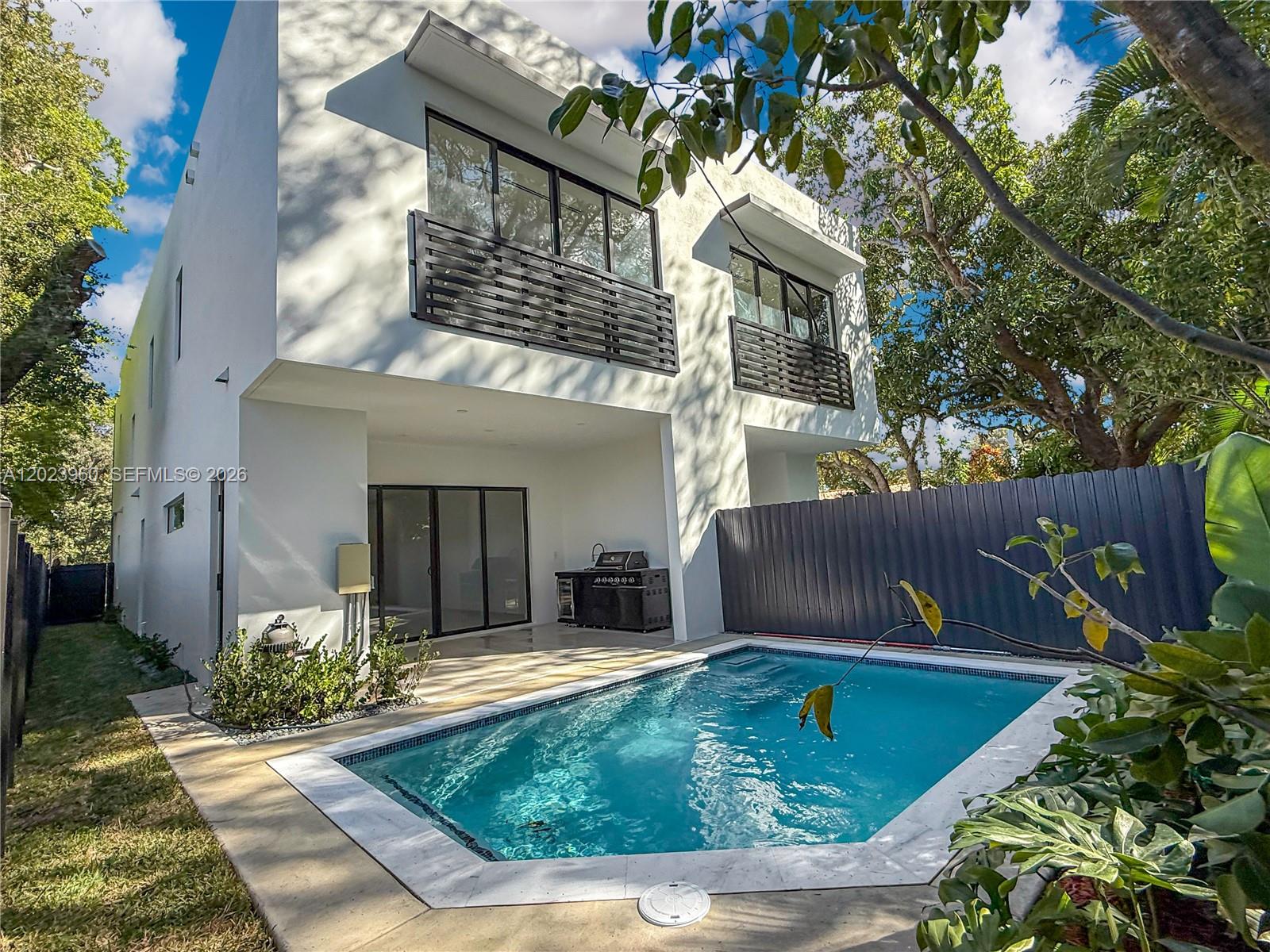 5116 NW 3rd Ave Miami, FL 33127