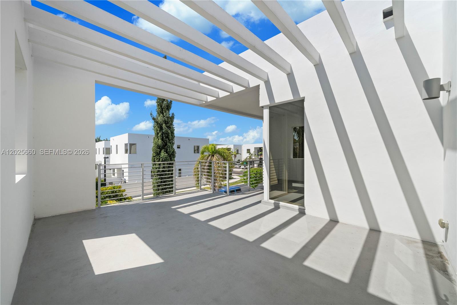 9915 NW 75th St Doral, FL 33178