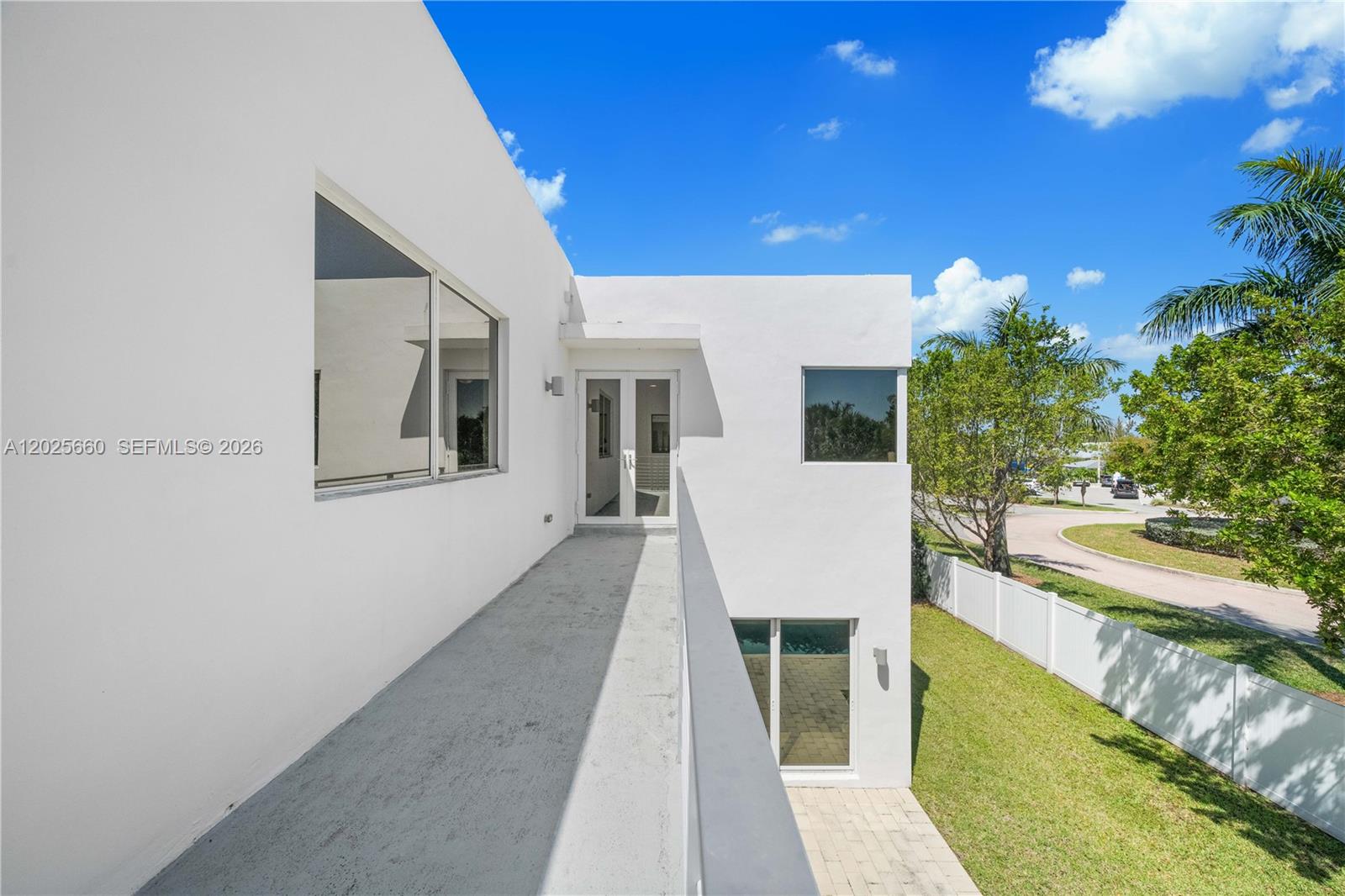 9915 NW 75th St Doral, FL 33178
