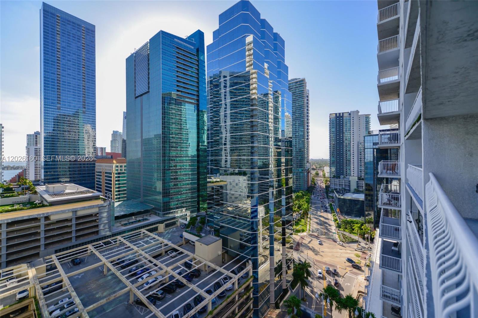 1200 Brickell Bay Dr #2119 Miami, FL 33131
