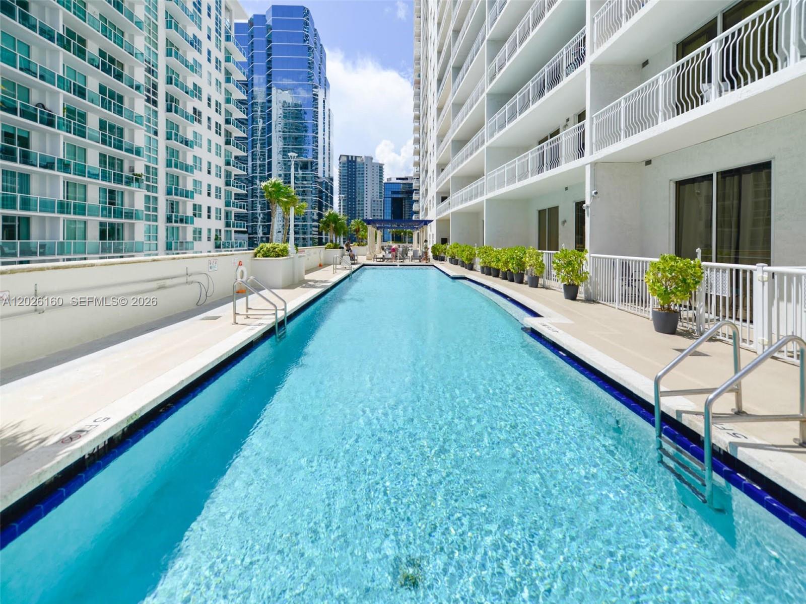 1200 Brickell Bay Dr #2119 Miami, FL 33131