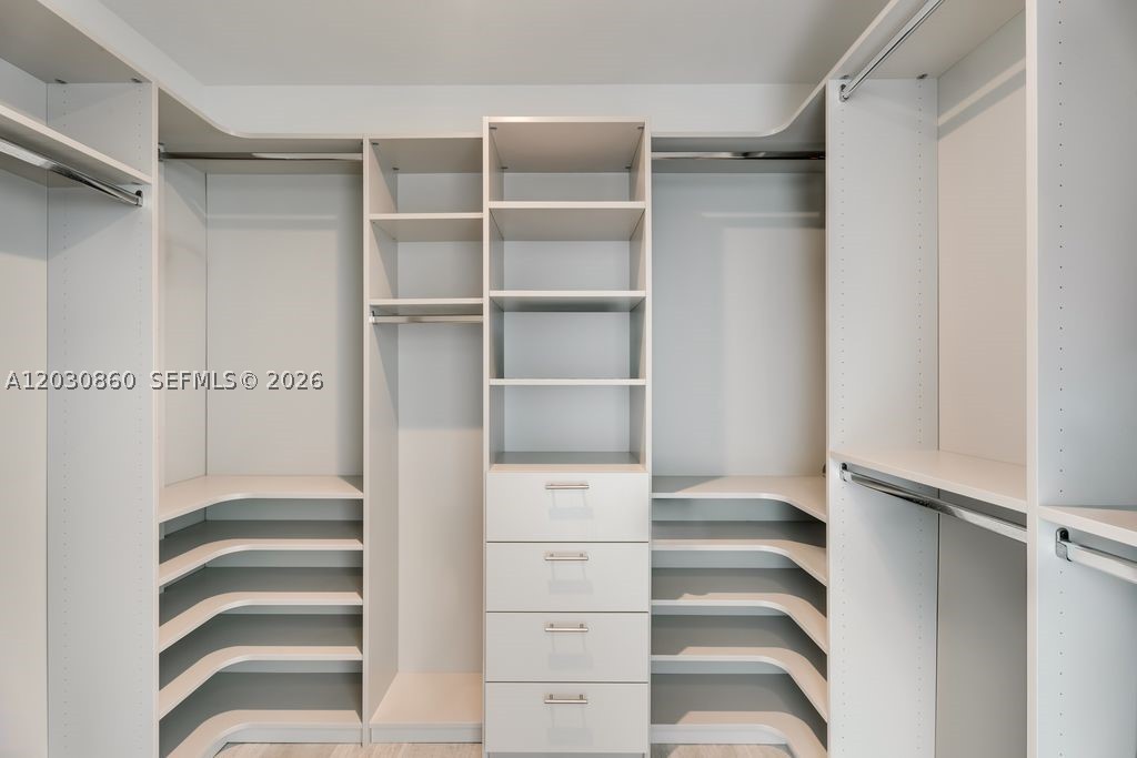 image The Bond on Brickell7