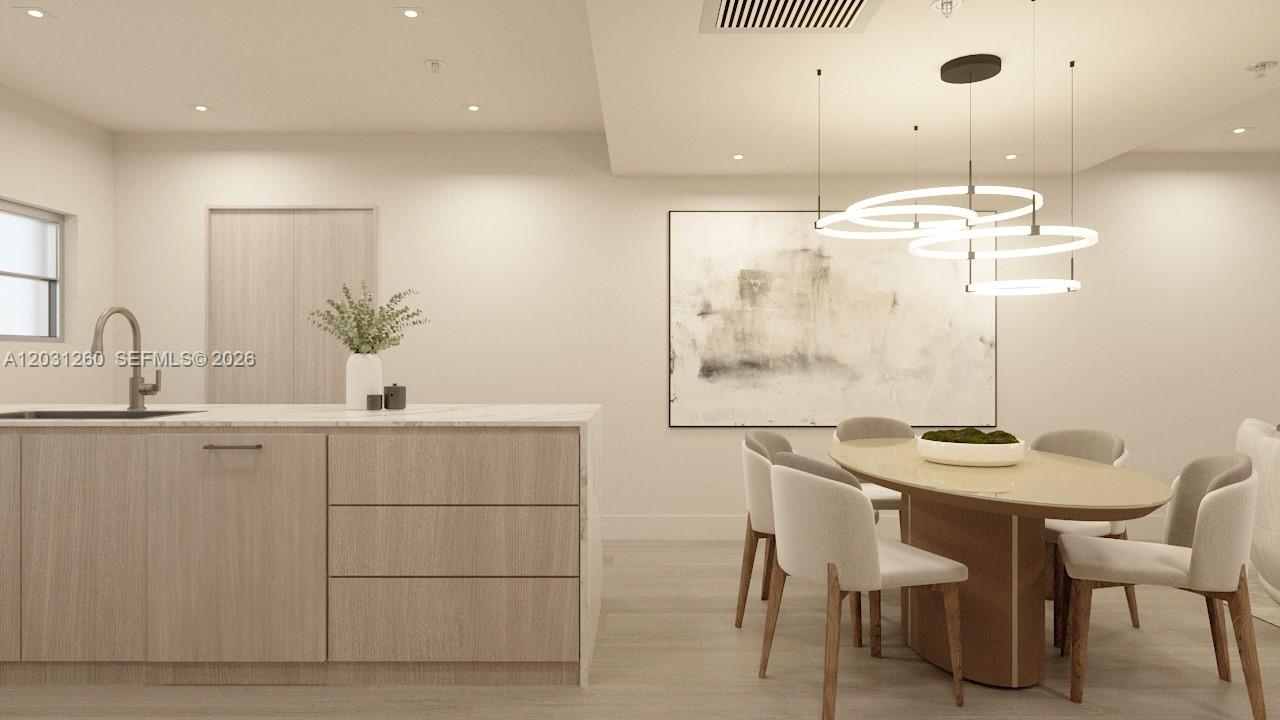 250 Collins Ave #207 Miami Beach, FL 33139