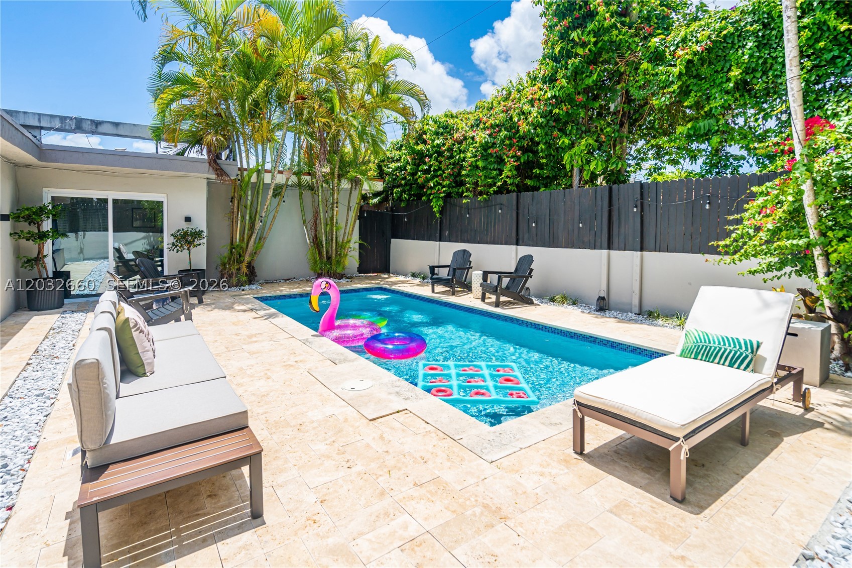 520 SW 22th Rd Miami, FL 33129