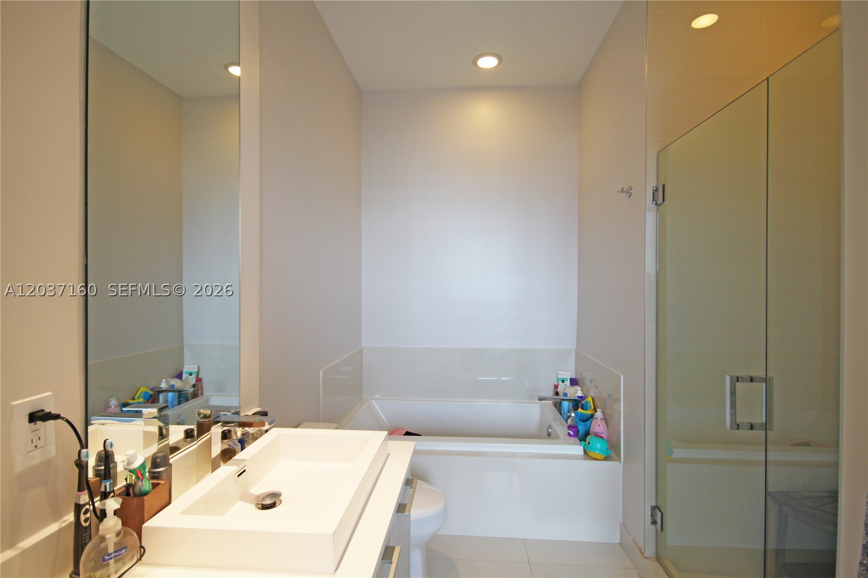 image Brickell Heights East10