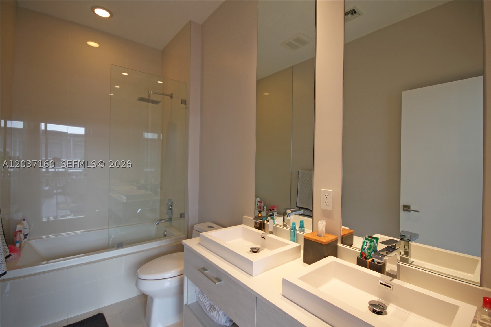 image Brickell Heights East14