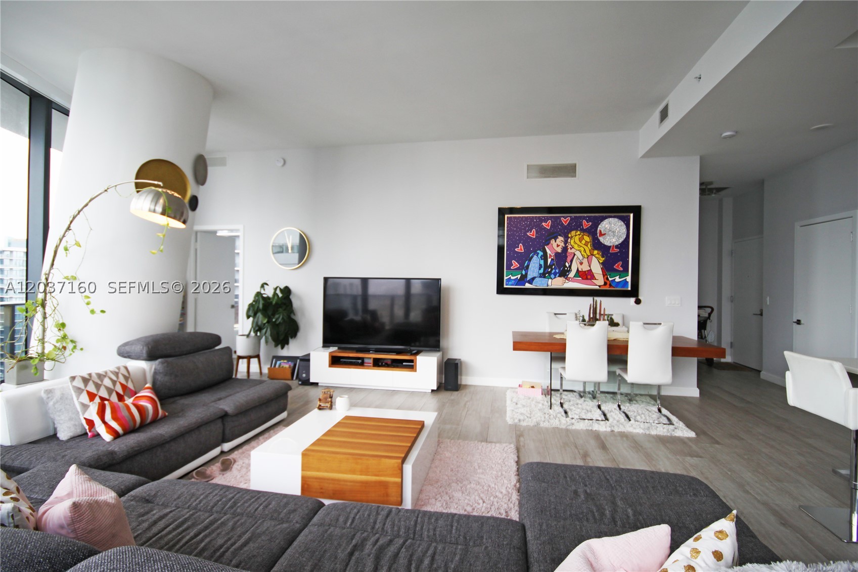 image Brickell Heights East17