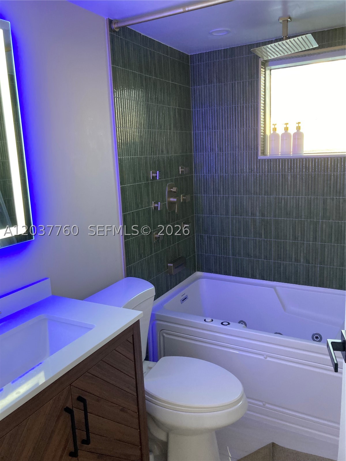 6767 Collins Ave #1701 Miami Beach, FL 33141