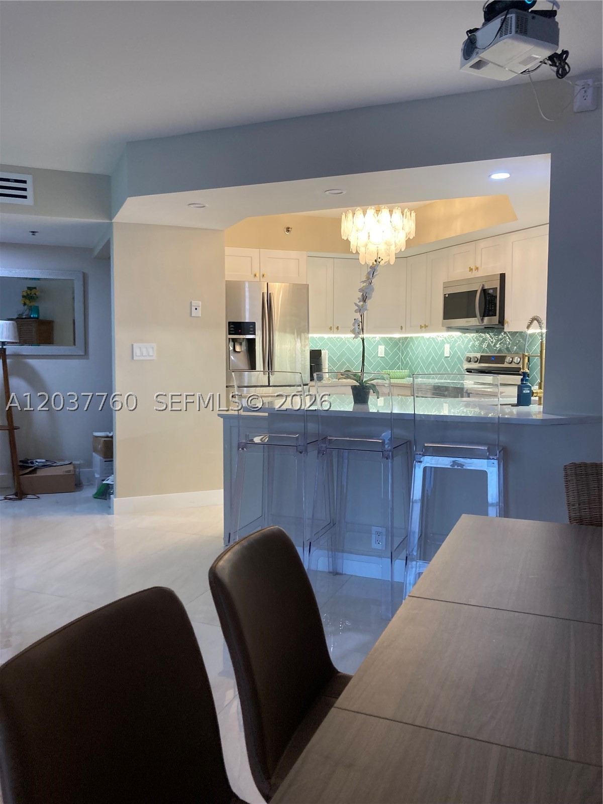 6767 Collins Ave #1701 Miami Beach, FL 33141