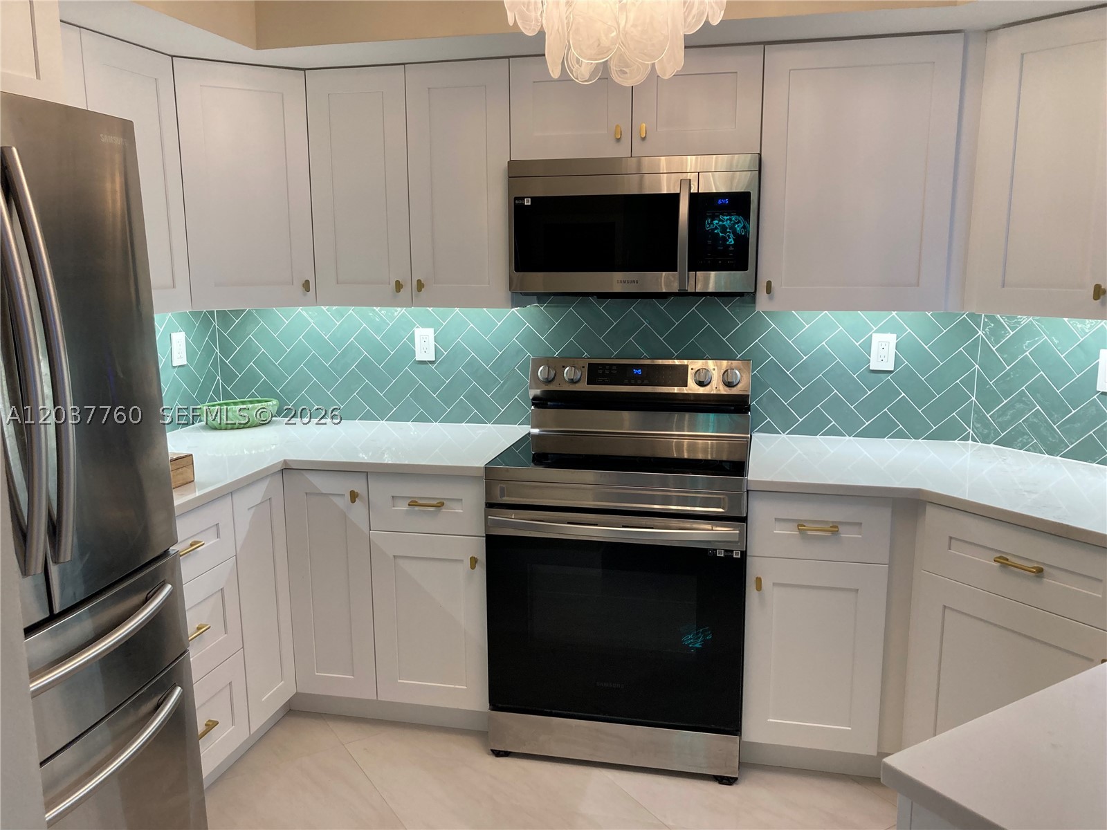 6767 Collins Ave #1701 Miami Beach, FL 33141
