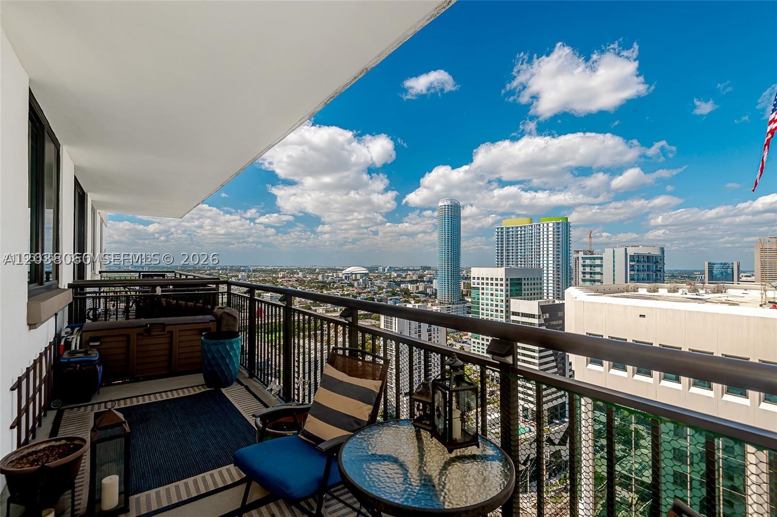 image Nine at Mary Brickell Village0