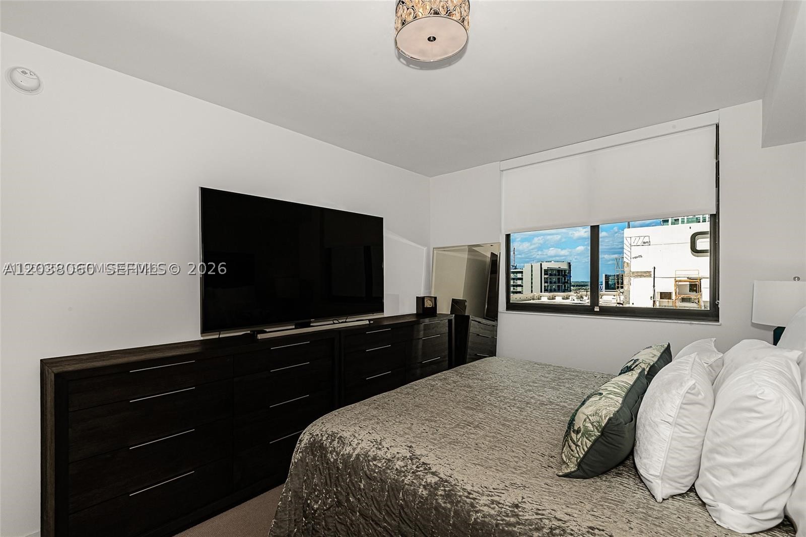 image Nine at Mary Brickell Village12