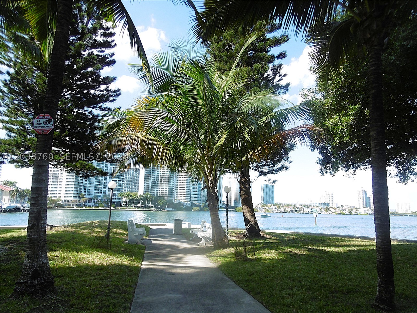 image Winston Towers 50028